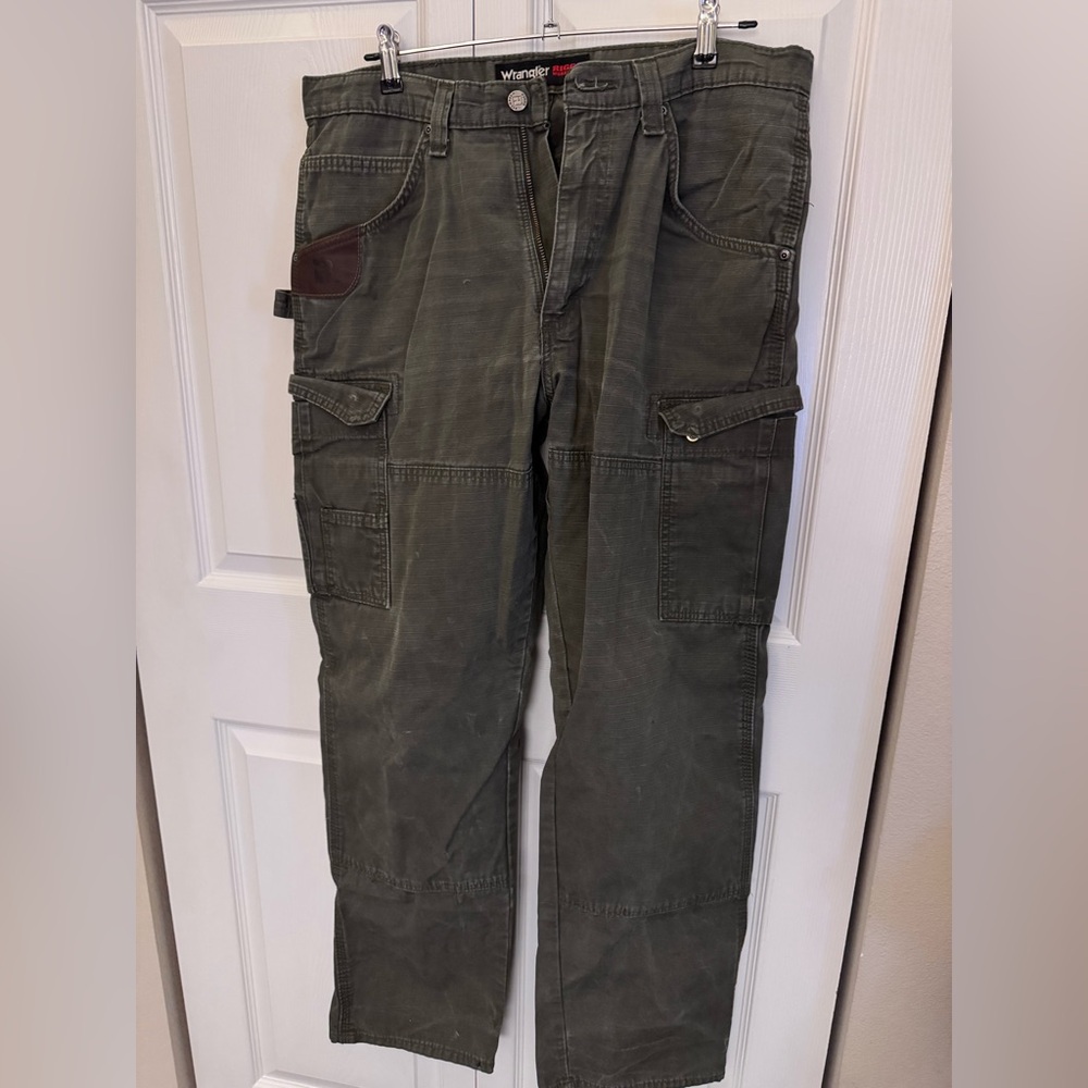 Men’s Wrangler Riggs work pants